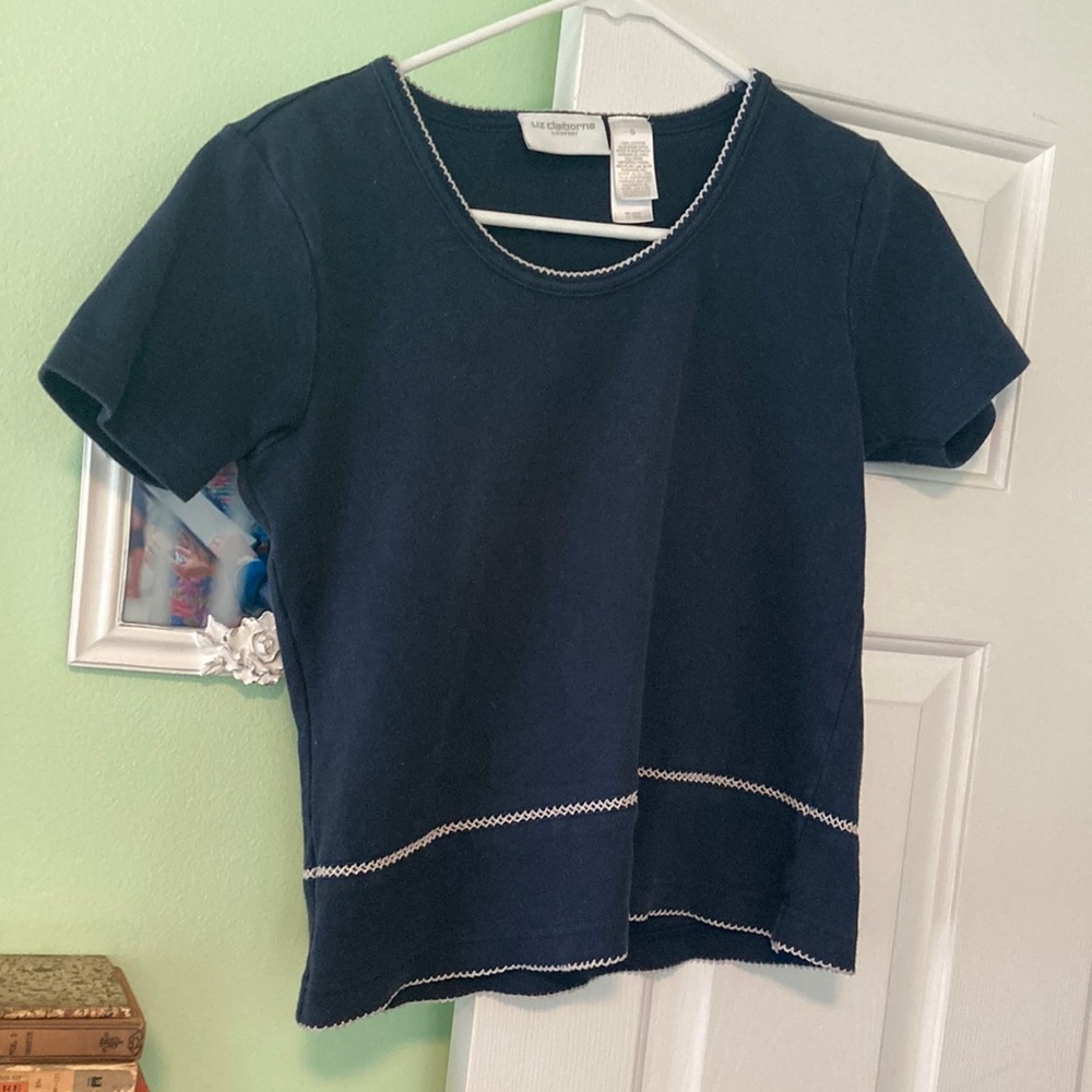 Liz Claiborne navy tee with lace trim classic comfy